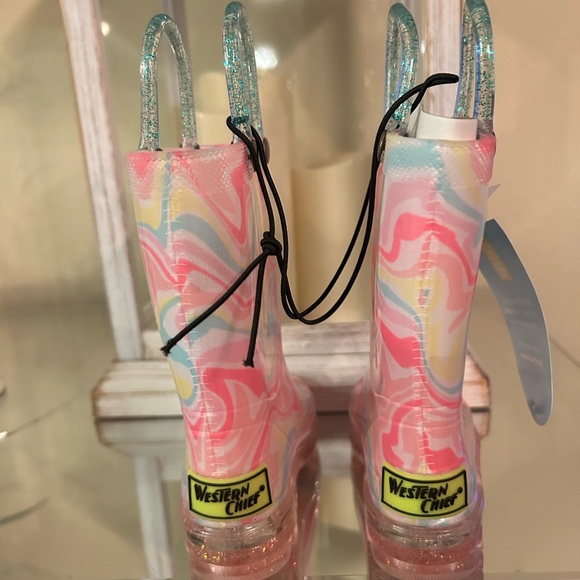 Toddler girls rain boots - Picture 5 of 5